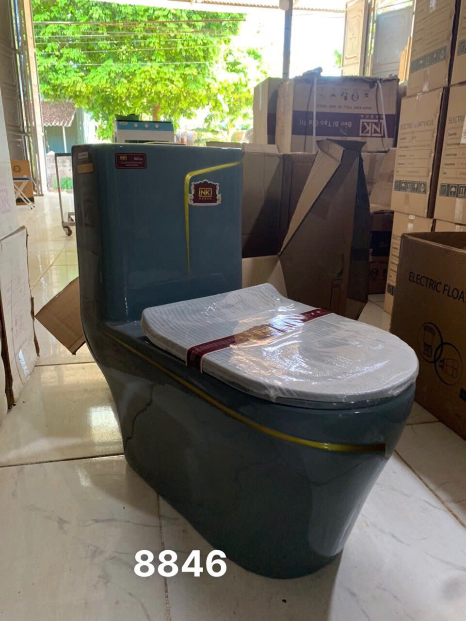 Bồn cầu liền khối NK-8846